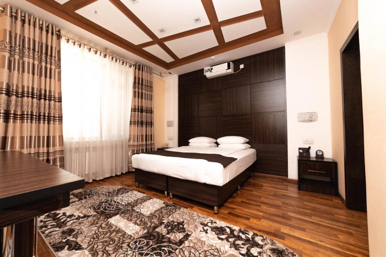 Asmald Palace Hotel Kokand Extérieur photo